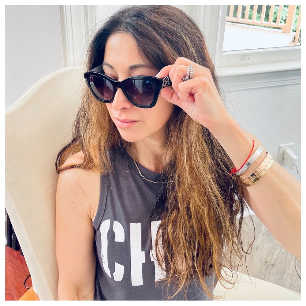 Fabulous oversized stylish retro sunglasses